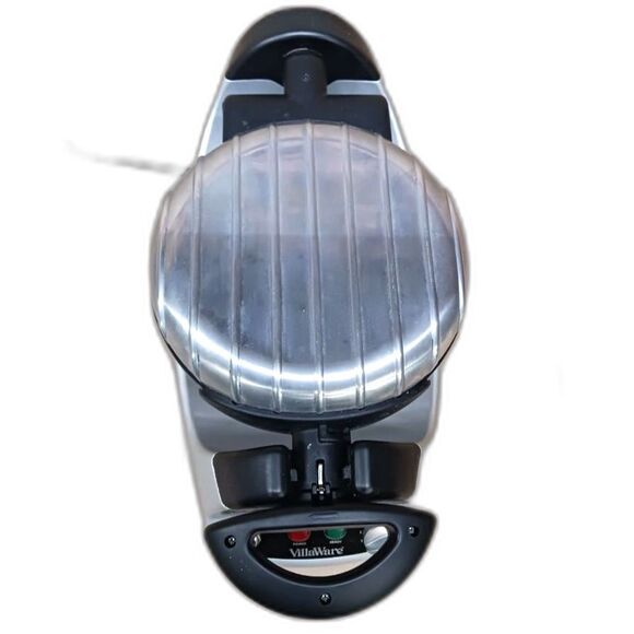 VillaWare UNO 2009 Gravity Rotating Belgian Waffle Maker Petite Flowers Tested - Picture 2 of 7